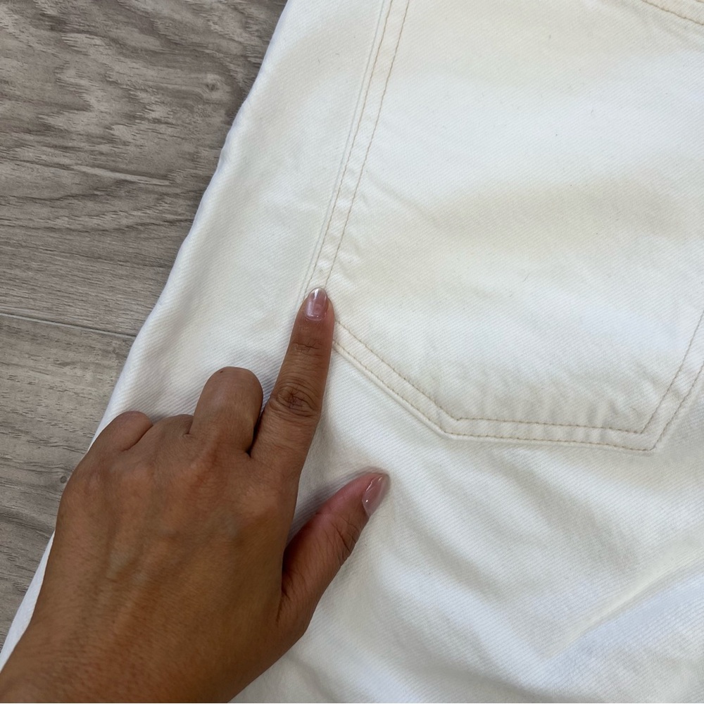 Agolde Pinch Waist Ultra High Rise Short in Cumulus (White) Size 29 - Picture 15 of 15
